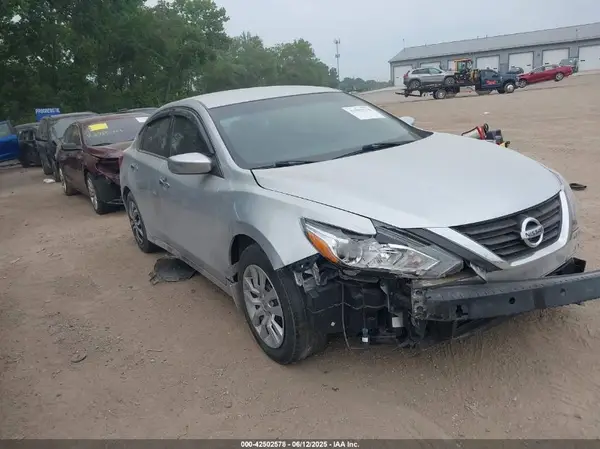 1N4AL3AP8HC248568 2017 NISSAN ALTIMA - Image 1