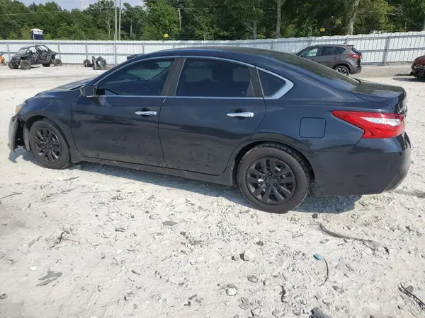 1N4AL3AP8HC258467 2017 NISSAN ALTIMA - Image 2