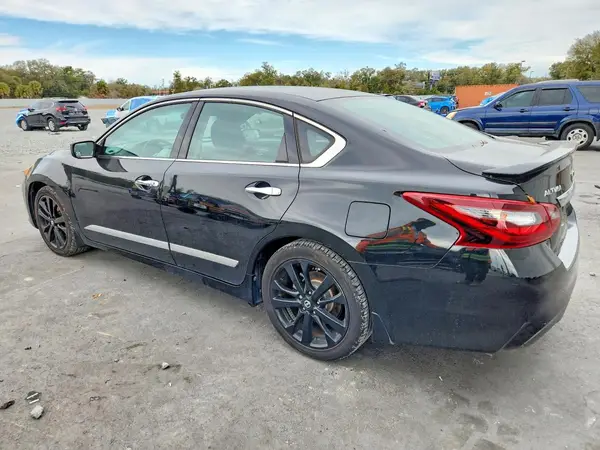 1N4AL3AP8HC259439 2017 NISSAN ALTIMA - Image 2