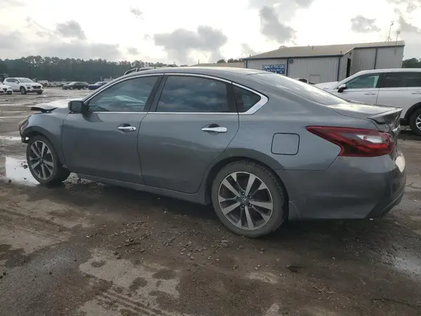1N4AL3AP8HC262048 2017 NISSAN ALTIMA - Image 2