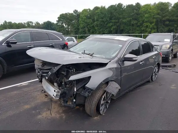 1N4AL3AP8HC267198 2017 NISSAN ALTIMA - Image 2