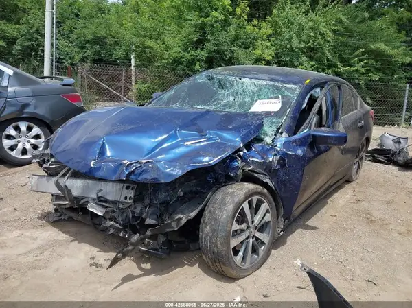 1N4AL3AP8HC269162 2017 NISSAN ALTIMA - Image 2