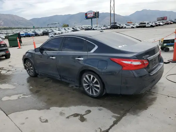 1N4AL3AP8HC270649 2017 NISSAN ALTIMA - Image 2