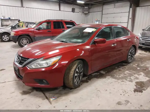 1N4AL3AP8HC274068 2017 NISSAN ALTIMA - Image 2