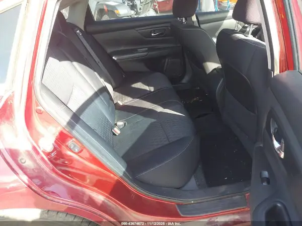 1N4AL3AP8HC274362 2017 NISSAN ALTIMA - Image 8