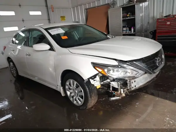 1N4AL3AP8HC274782 2017 NISSAN ALTIMA - Image 1