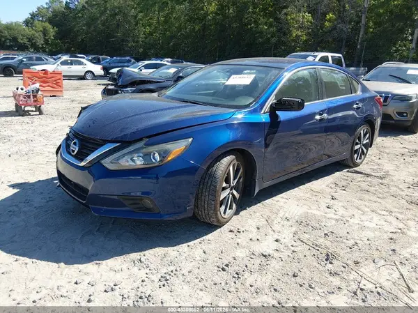 1N4AL3AP8HC274958 2017 NISSAN ALTIMA - Image 2