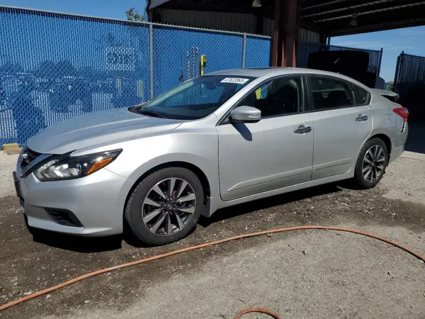 1N4AL3AP8HC275270 2017 NISSAN ALTIMA - Image 1