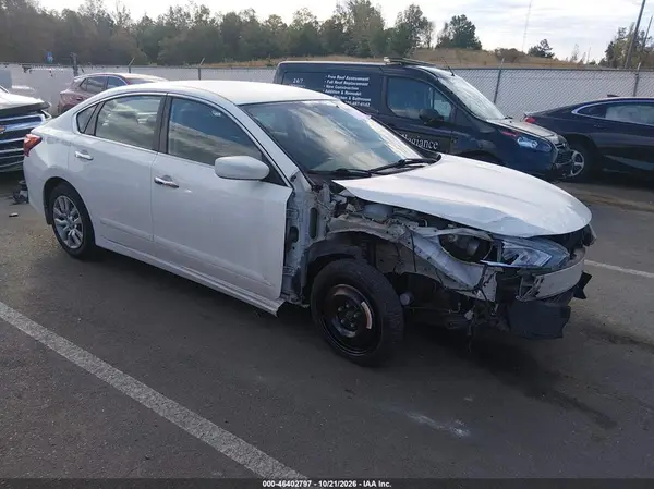 1N4AL3AP8HC275916 2017 NISSAN ALTIMA - Image 1