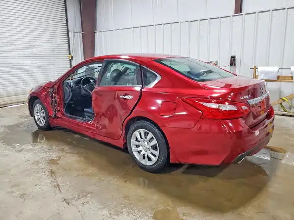 1N4AL3AP8HC275964 2017 NISSAN ALTIMA - Image 2