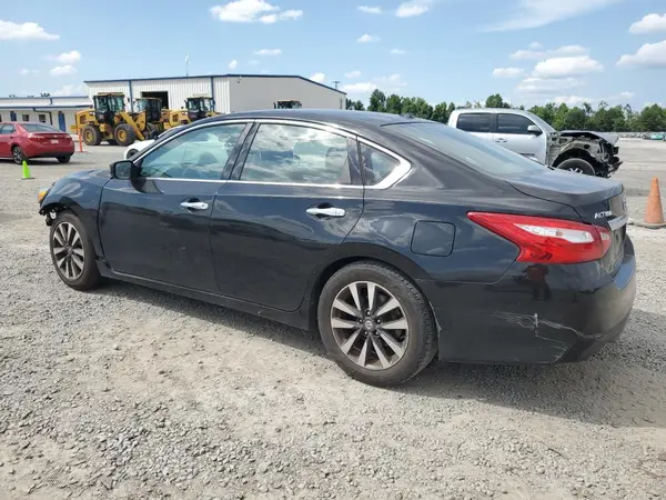 1N4AL3AP8HC277522 2017 NISSAN ALTIMA - Image 2