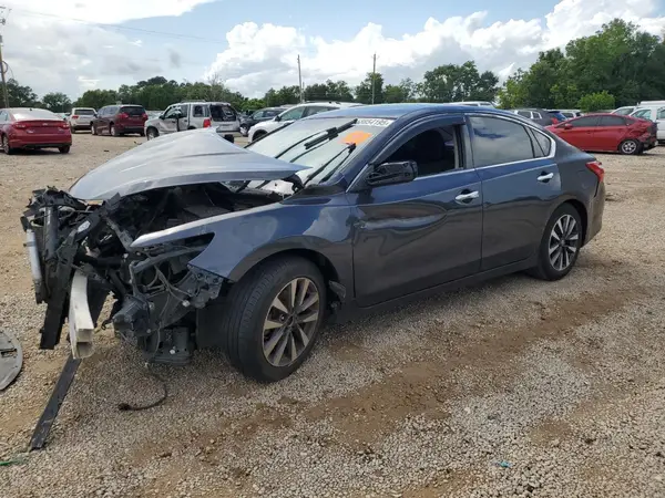 1N4AL3AP8HC278329 2017 NISSAN ALTIMA - Image 1
