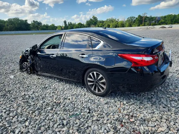 1N4AL3AP8HC279335 2017 NISSAN ALTIMA - Image 2