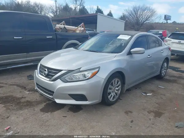1N4AL3AP8HC279691 2017 NISSAN ALTIMA - Image 2