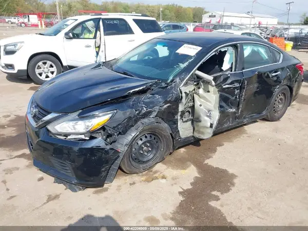 1N4AL3AP8HC280145 2017 NISSAN ALTIMA - Image 2