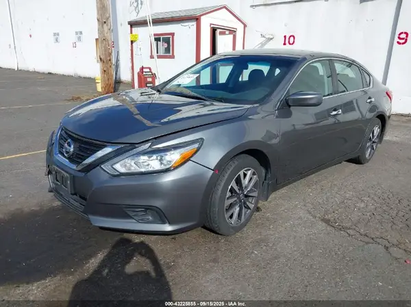 1N4AL3AP8HC280839 2017 NISSAN ALTIMA - Image 2