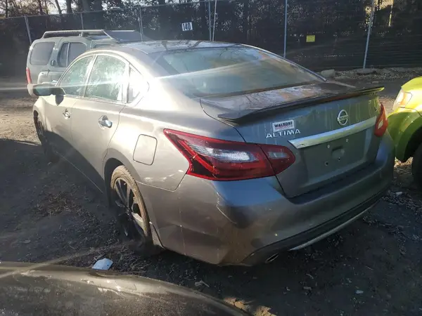 1N4AL3AP8HC280887 2017 NISSAN ALTIMA - Image 2