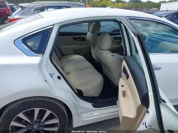 1N4AL3AP8HC282297 2017 NISSAN ALTIMA - Image 8
