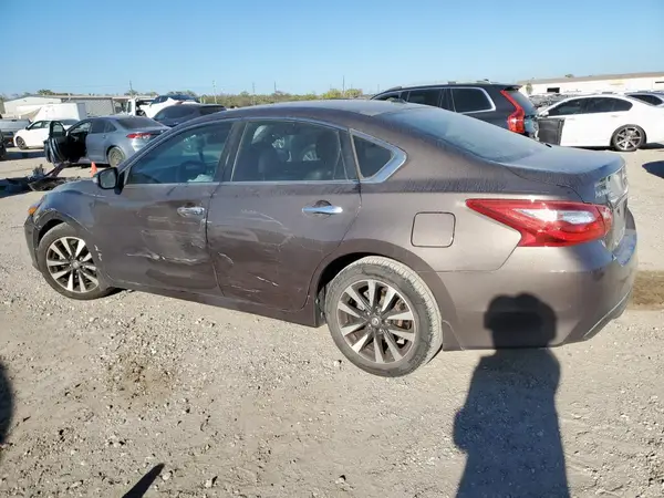 1N4AL3AP8HC283546 2017 NISSAN ALTIMA - Image 2