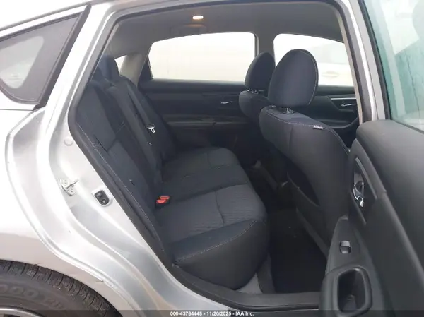 1N4AL3AP8HC284390 2017 NISSAN ALTIMA - Image 8