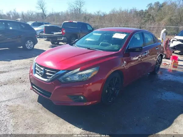 1N4AL3AP8HC285703 2017 NISSAN ALTIMA - Image 2