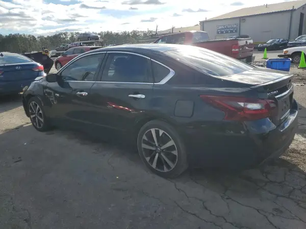 1N4AL3AP8HC286186 2017 NISSAN ALTIMA - Image 2