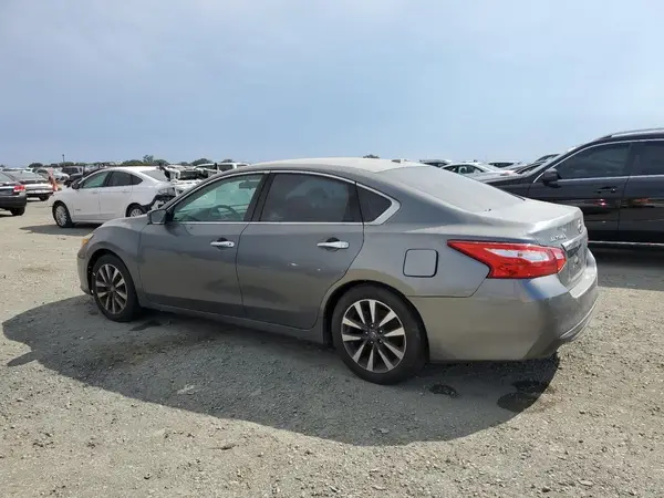 1N4AL3AP8HC286933 2017 NISSAN ALTIMA - Image 2