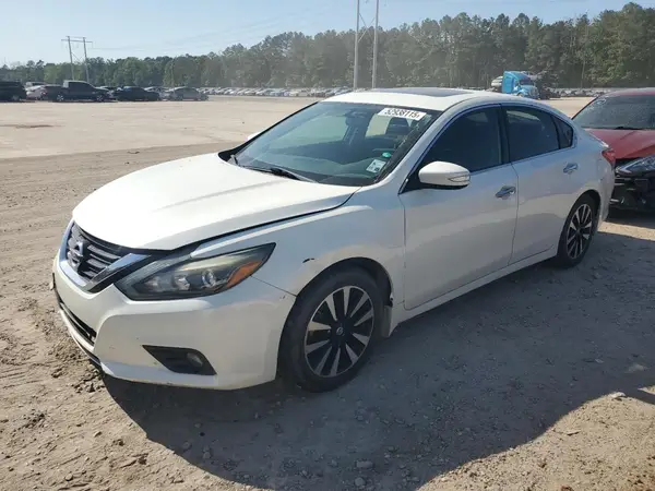 1N4AL3AP8HC286964 2017 NISSAN ALTIMA - Image 1