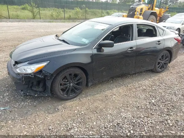 1N4AL3AP8HC287886 2017 NISSAN ALTIMA - Image 2