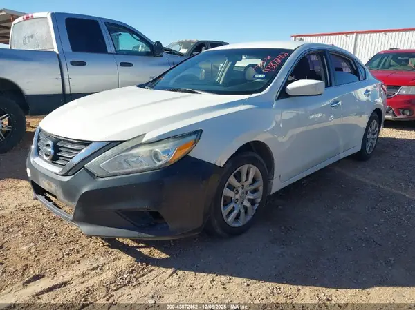 1N4AL3AP8HC289542 2017 NISSAN ALTIMA - Image 2