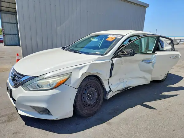 1N4AL3AP8HC289556 2017 NISSAN ALTIMA - Image 1