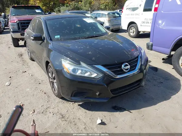 1N4AL3AP8HC290433 2017 NISSAN ALTIMA - Image 1