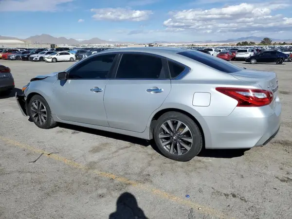 1N4AL3AP8HC290674 2017 NISSAN ALTIMA - Image 2