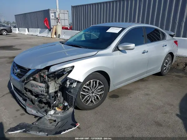 1N4AL3AP8HC290772 2017 NISSAN ALTIMA - Image 2