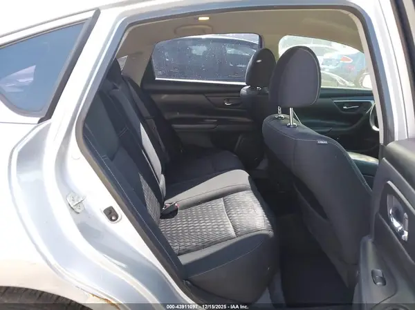 1N4AL3AP8HC290772 2017 NISSAN ALTIMA - Image 8