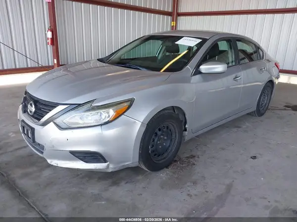 1N4AL3AP8HC290898 2017 NISSAN ALTIMA - Image 2