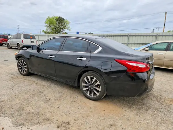 1N4AL3AP8HC290920 2017 NISSAN ALTIMA - Image 2