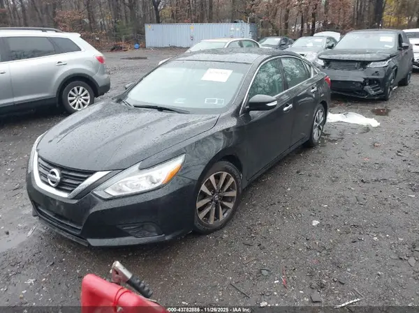 1N4AL3AP8HC291131 2017 NISSAN ALTIMA - Image 2