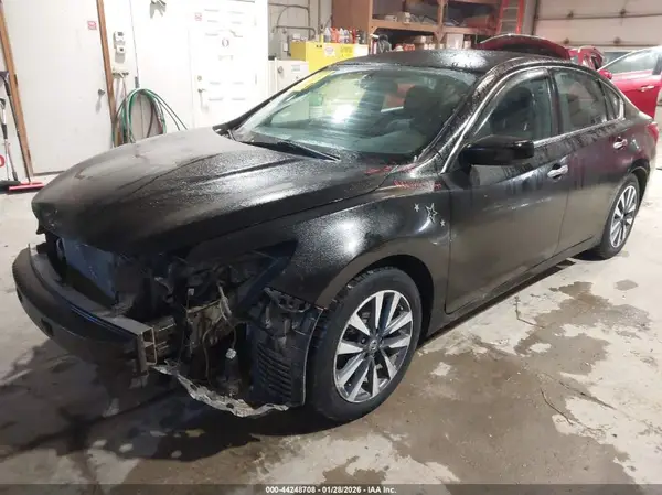 1N4AL3AP8HC291145 2017 NISSAN ALTIMA - Image 2
