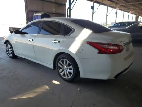 1N4AL3AP8HC292313 2017 NISSAN ALTIMA - Image 2