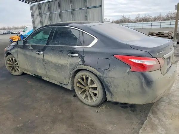 1N4AL3AP8HC294160 2017 NISSAN ALTIMA - Image 2