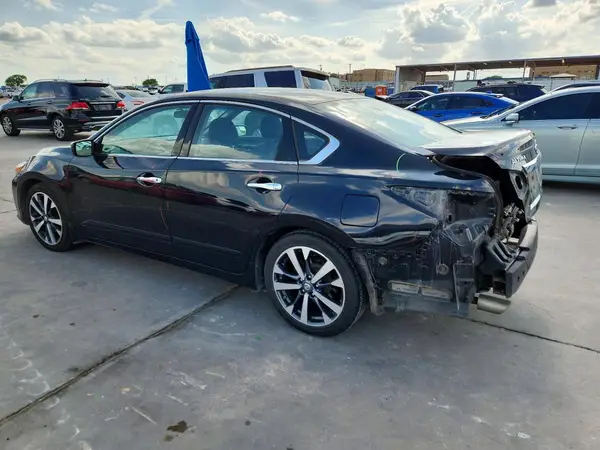 1N4AL3AP8HC295535 2017 NISSAN ALTIMA - Image 2