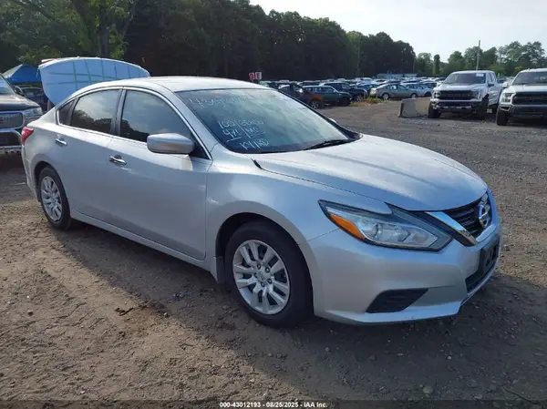 1N4AL3AP8HC296748 2017 NISSAN ALTIMA - Image 1