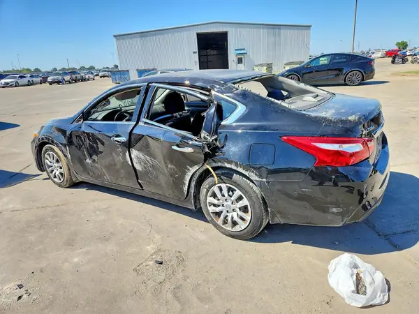 1N4AL3AP8HC297897 2017 NISSAN ALTIMA - Image 2