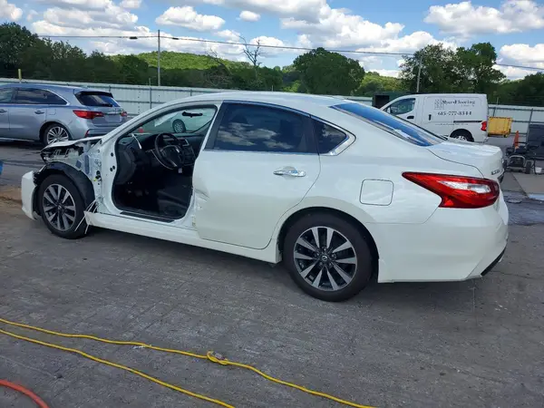1N4AL3AP8HC297981 2017 NISSAN ALTIMA - Image 2