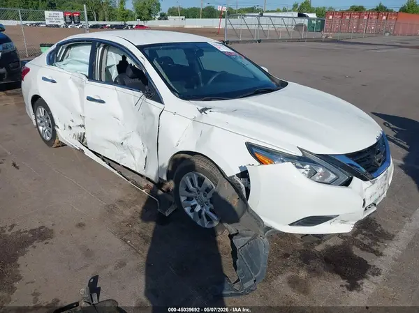 1N4AL3AP8HC299195 2017 NISSAN ALTIMA - Image 1