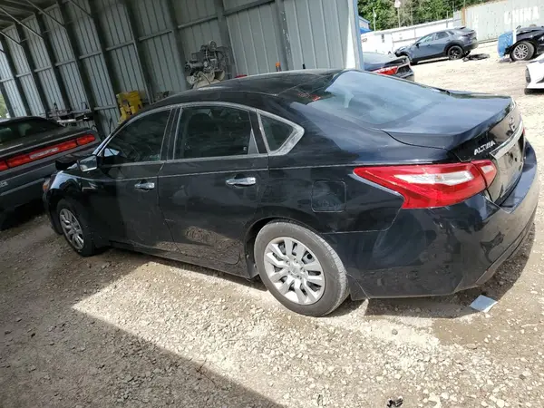 1N4AL3AP8HC470513 2017 NISSAN ALTIMA - Image 2