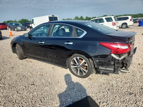 1N4AL3AP8HC471161 2017 NISSAN ALTIMA - Image 2