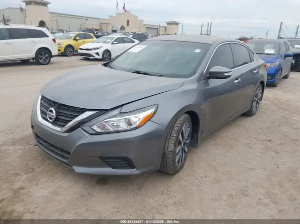 1N4AL3AP8HC471483 2017 NISSAN ALTIMA - Image 2