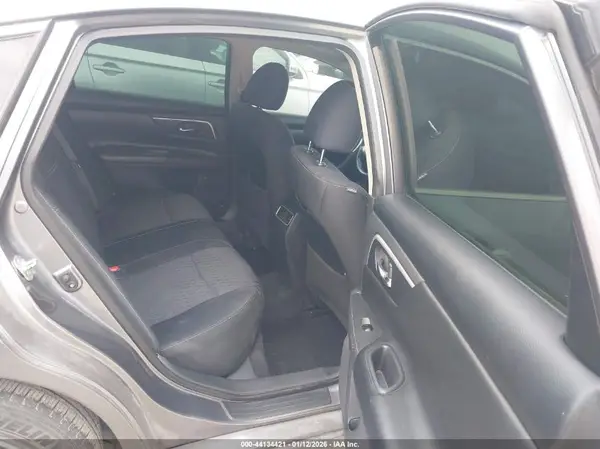 1N4AL3AP8HC471483 2017 NISSAN ALTIMA - Image 8